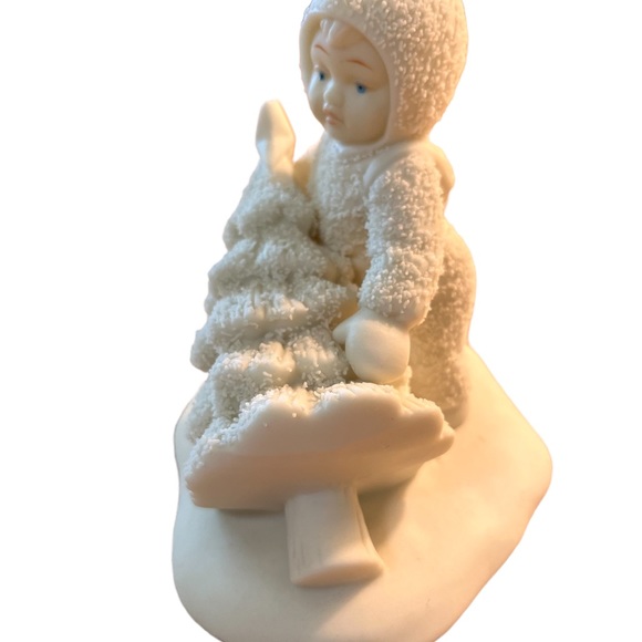 Snowbabies “ I’ll put up the tree” Dept 56 figurine - Picture 2 of 6